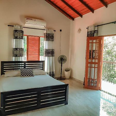 Hotel White House Ratnapura Luaran gambar