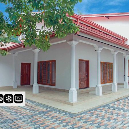 Hotel White House Ratnapura Luaran gambar
