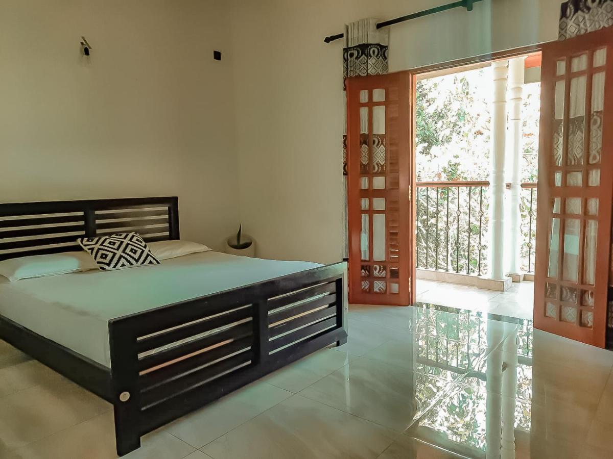 Hotel White House Ratnapura Luaran gambar