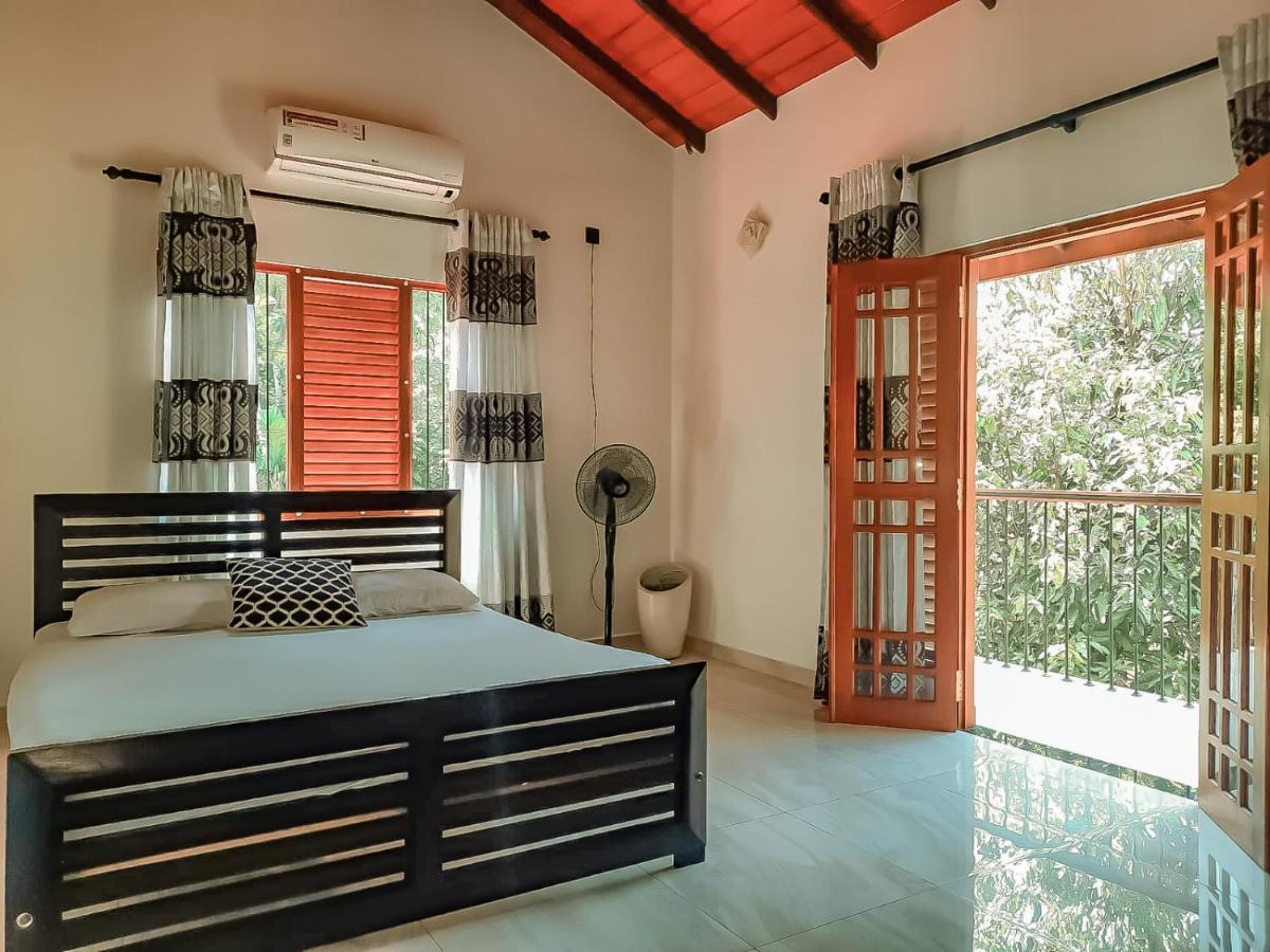 Hotel White House Ratnapura Luaran gambar