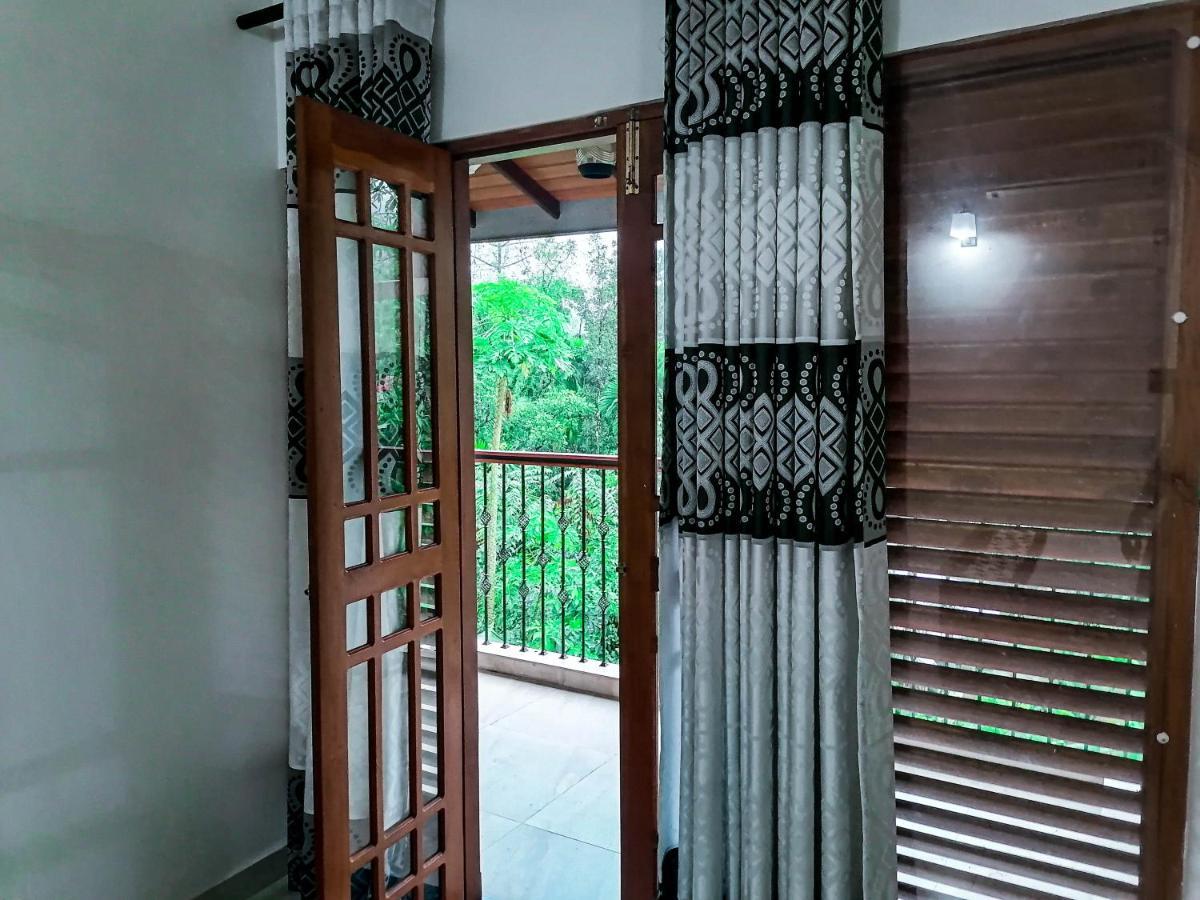 Hotel White House Ratnapura Luaran gambar