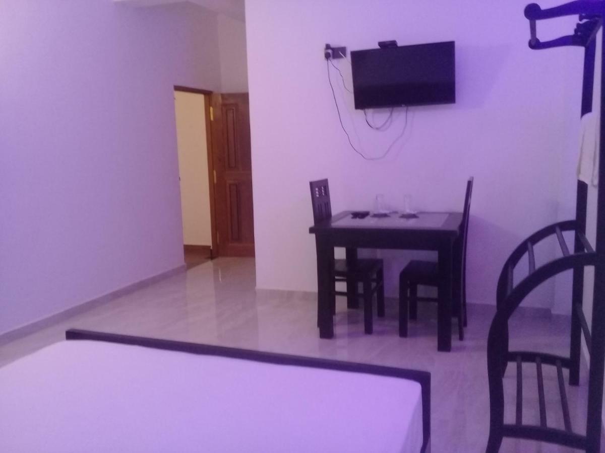 Hotel White House Ratnapura Luaran gambar